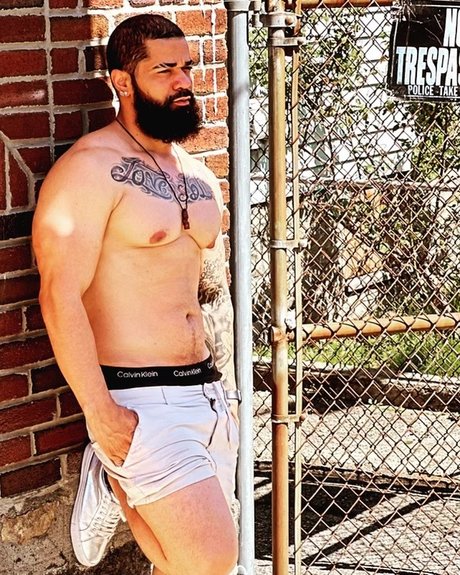 Foto desnuda filtrada de OnlyFans de Jorge Lara