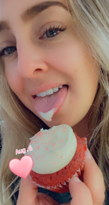Foto desnuda filtrada de OnlyFans de Saundrasativa