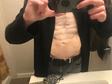 Foto desnuda filtrada de OnlyFans de Sgith