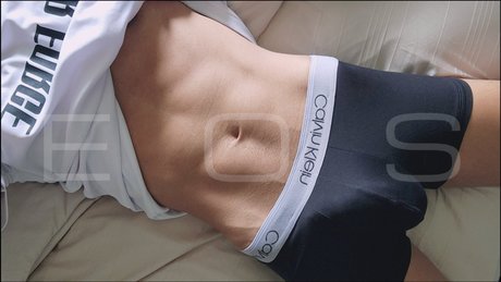 Foto desnuda filtrada de OnlyFans de Edge Of Sin