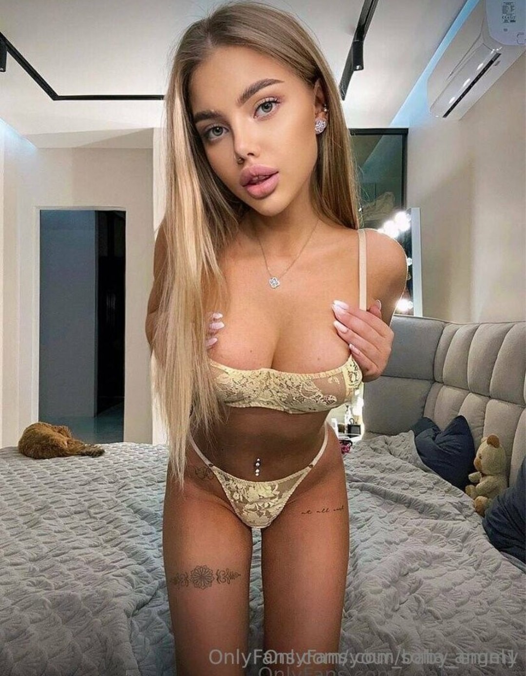 Foto desnuda filtrada de OnlyFans de Sofiaangel1 #224 Foto desnuda filtrada de OnlyFans de Sofiaangel1 #224