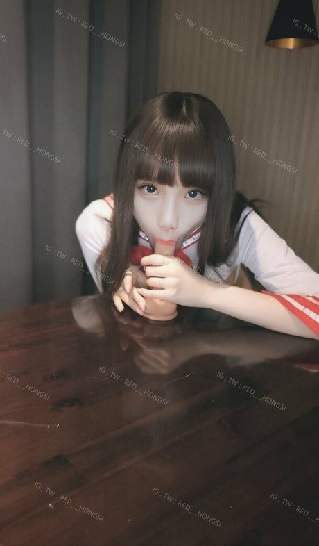 Foto desnuda filtrada de OnlyFans de Redhongsi