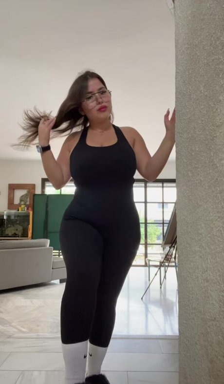 Foto desnuda filtrada de OnlyFans de Tamar Abuchzira