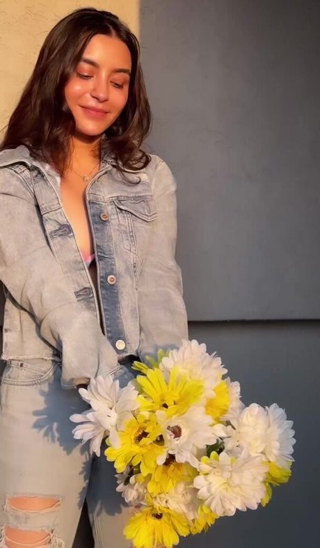 Foto desnuda filtrada de OnlyFans de Nikkesha Rangwala