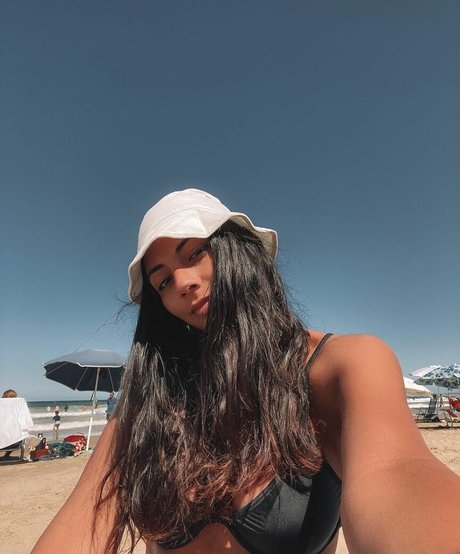 Foto desnuda filtrada de OnlyFans de Valentina Kavata