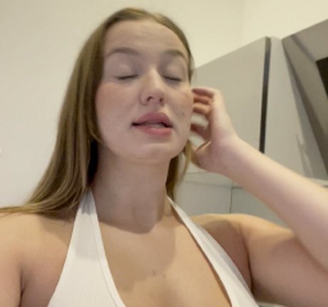 Foto desnuda filtrada de OnlyFans de Angeelmaria