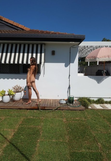 Jessa The Nude Blogger