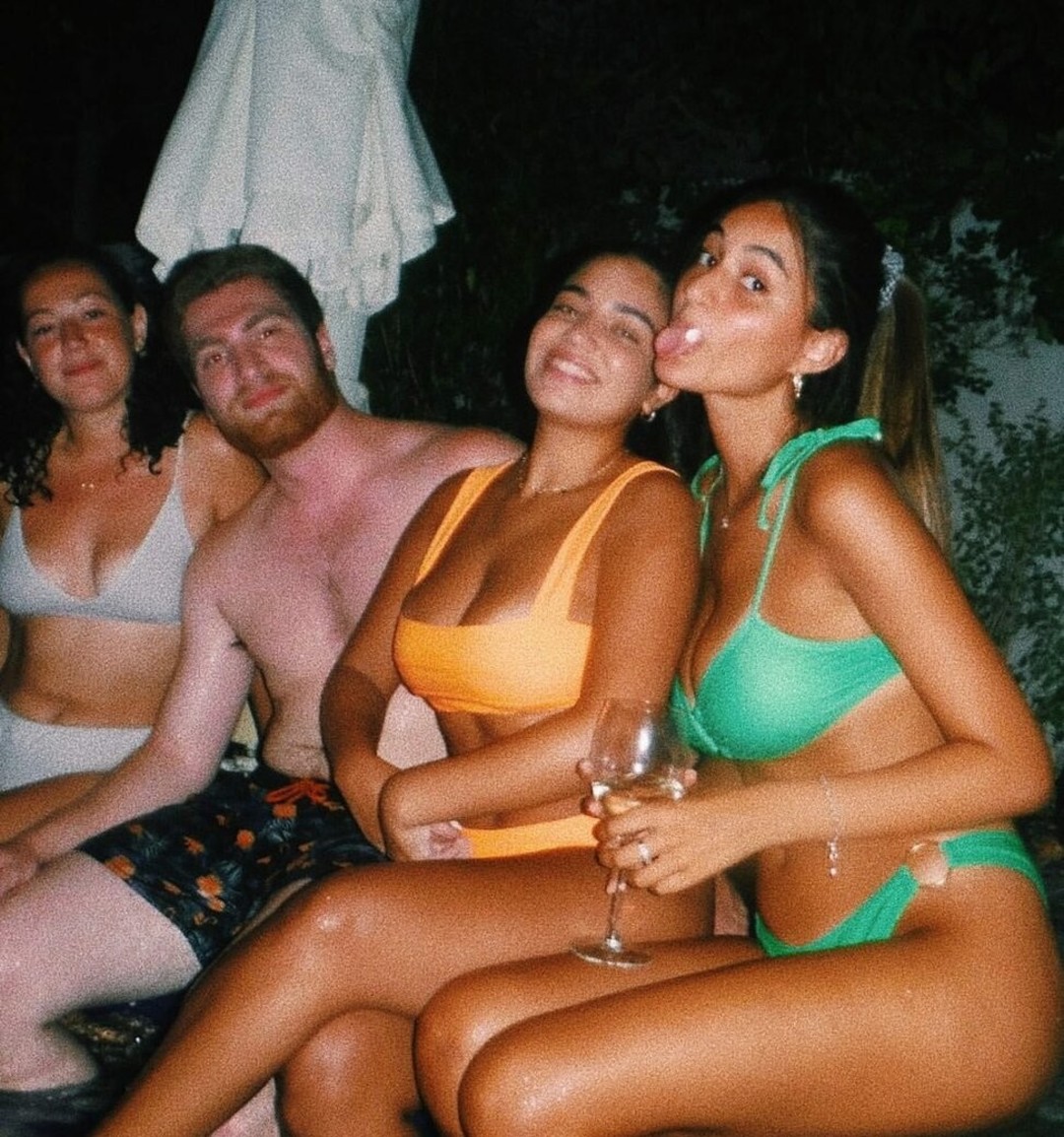 Foto desnuda filtrada de OnlyFans de Lotempassal #20 Foto desnuda filtrada de OnlyFans de Lotempassal #20