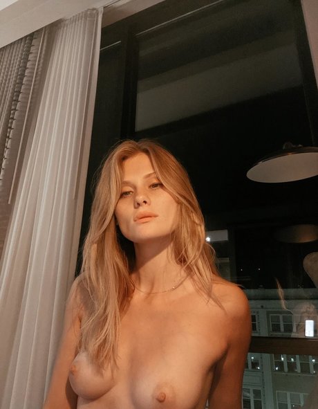 Foto desnuda filtrada de OnlyFans de Tea2cute