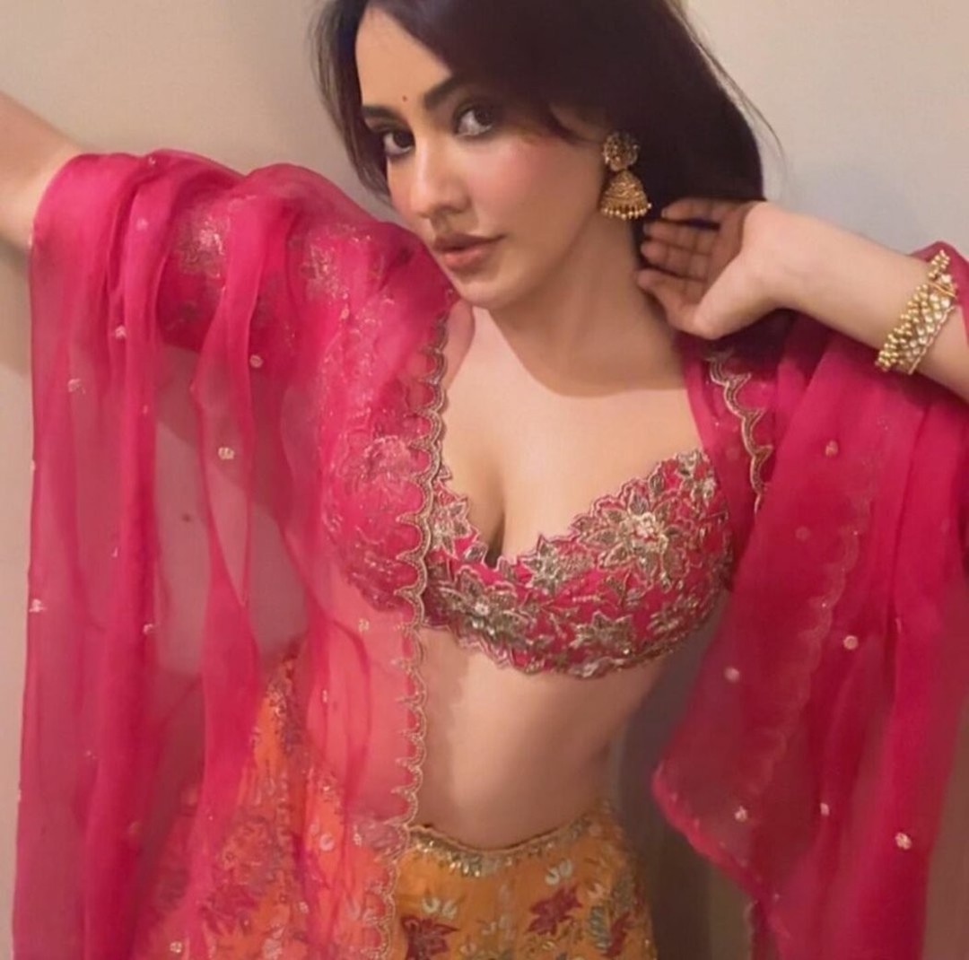 Foto desnuda filtrada de OnlyFans de Neha Sharma #44 Foto desnuda filtrada de OnlyFans de Neha Sharma #44