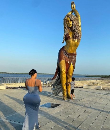 Foto desnuda filtrada de OnlyFans de Roxsana Diaz