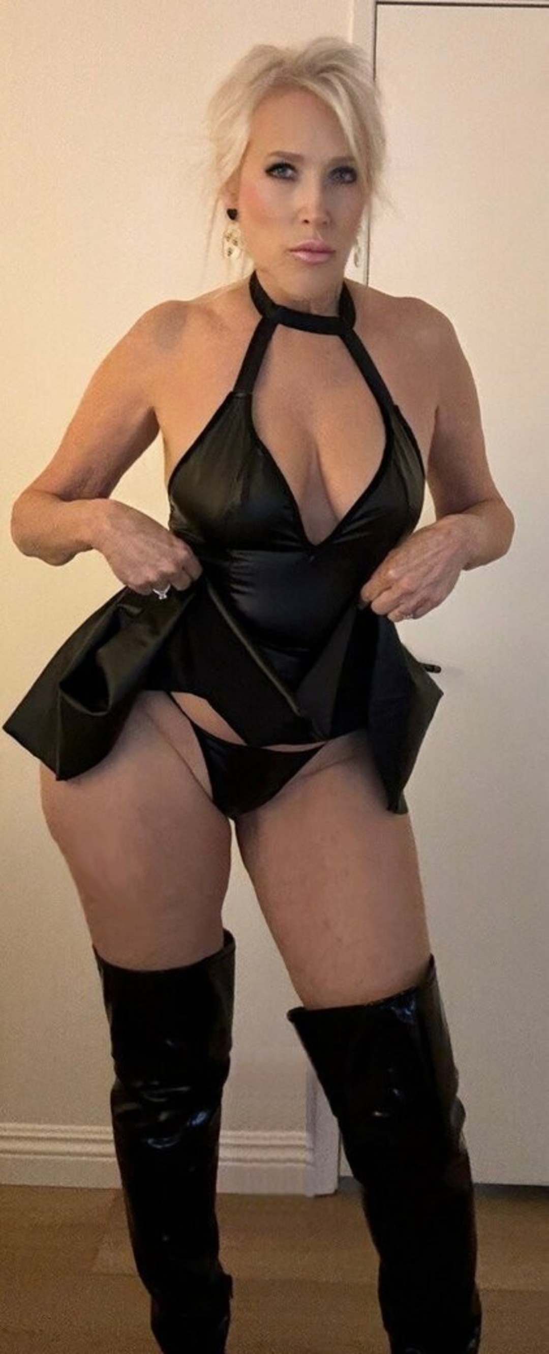 Foto desnuda filtrada de OnlyFans de Mistresssuzie #53 Foto desnuda filtrada de OnlyFans de Mistresssuzie #53