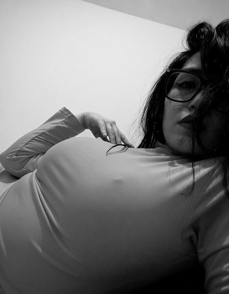 Foto desnuda filtrada de OnlyFans de Media Veronica