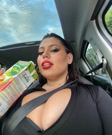Foto desnuda filtrada de OnlyFans de Victoria Zoto