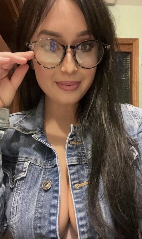 Foto desnuda filtrada de OnlyFans de Youcancallmemommy22
