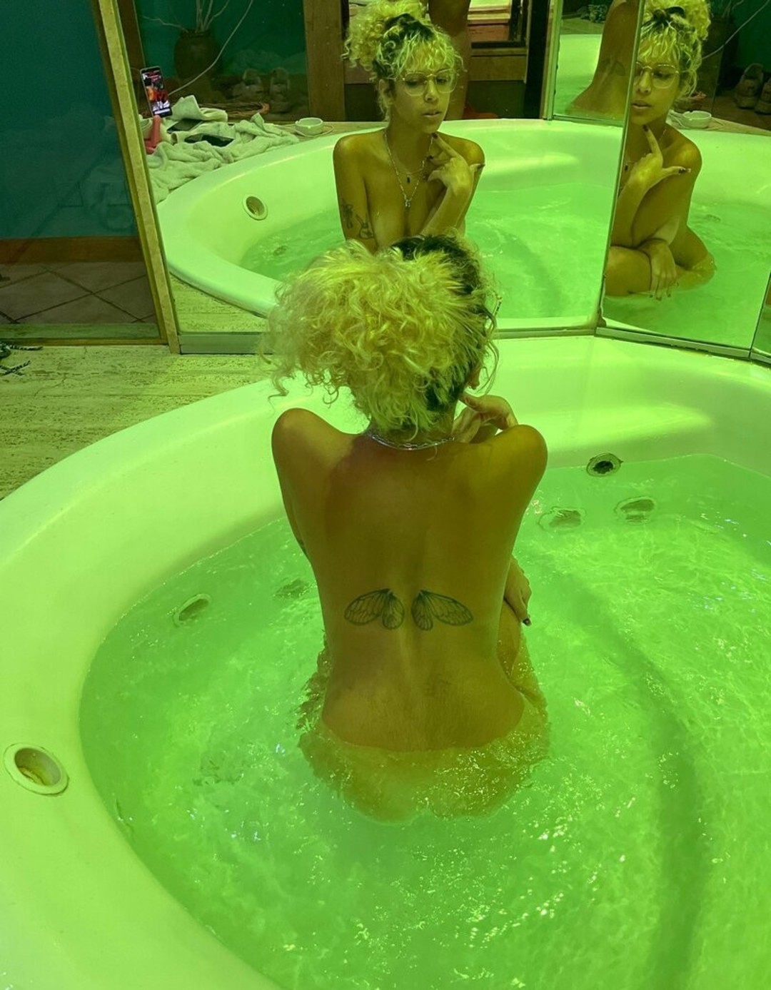 Foto desnuda filtrada de OnlyFans de Bloompoison #55 Foto desnuda filtrada de OnlyFans de Bloompoison #55