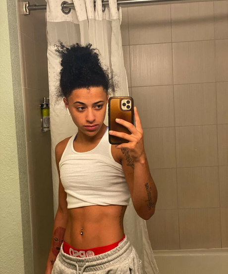 Foto desnuda filtrada de OnlyFans de Treasure Osiria