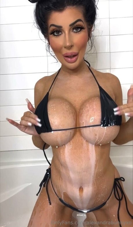 Alexandra Bunny