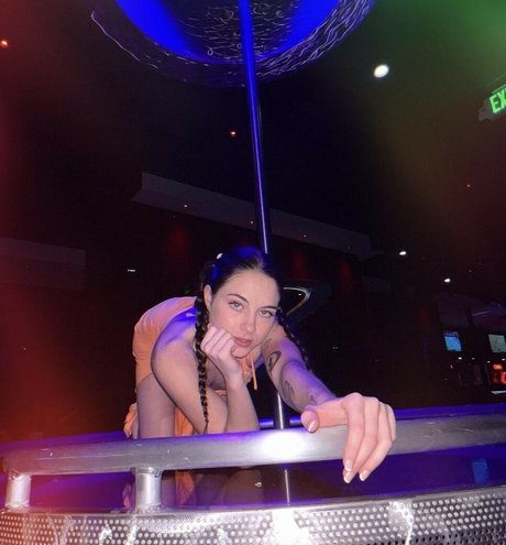 Sthrnbellexo