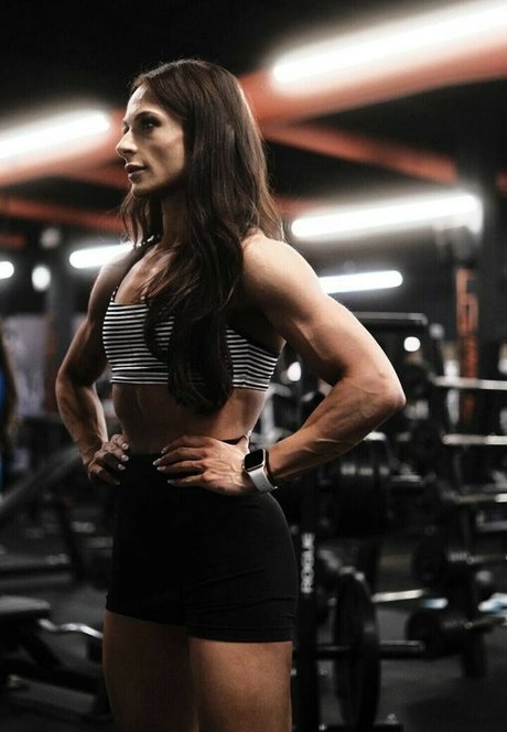 Foto desnuda filtrada de OnlyFans de Musclemilly