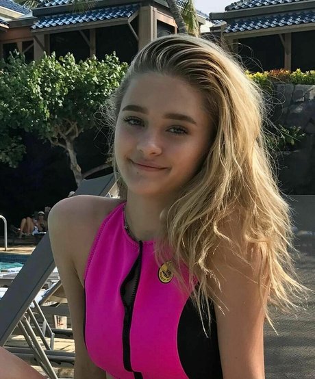 Lizzy Greene