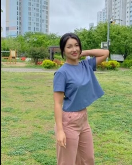 Beo Deul Jeong 정버들