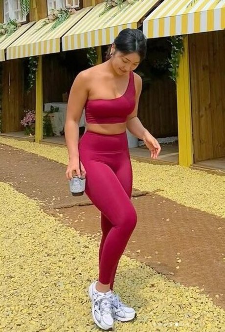 Beo Deul Jeong 정버들