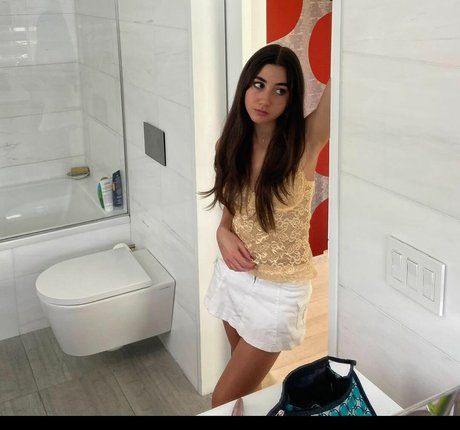 Foto desnuda filtrada de OnlyFans de Mikaela Astel