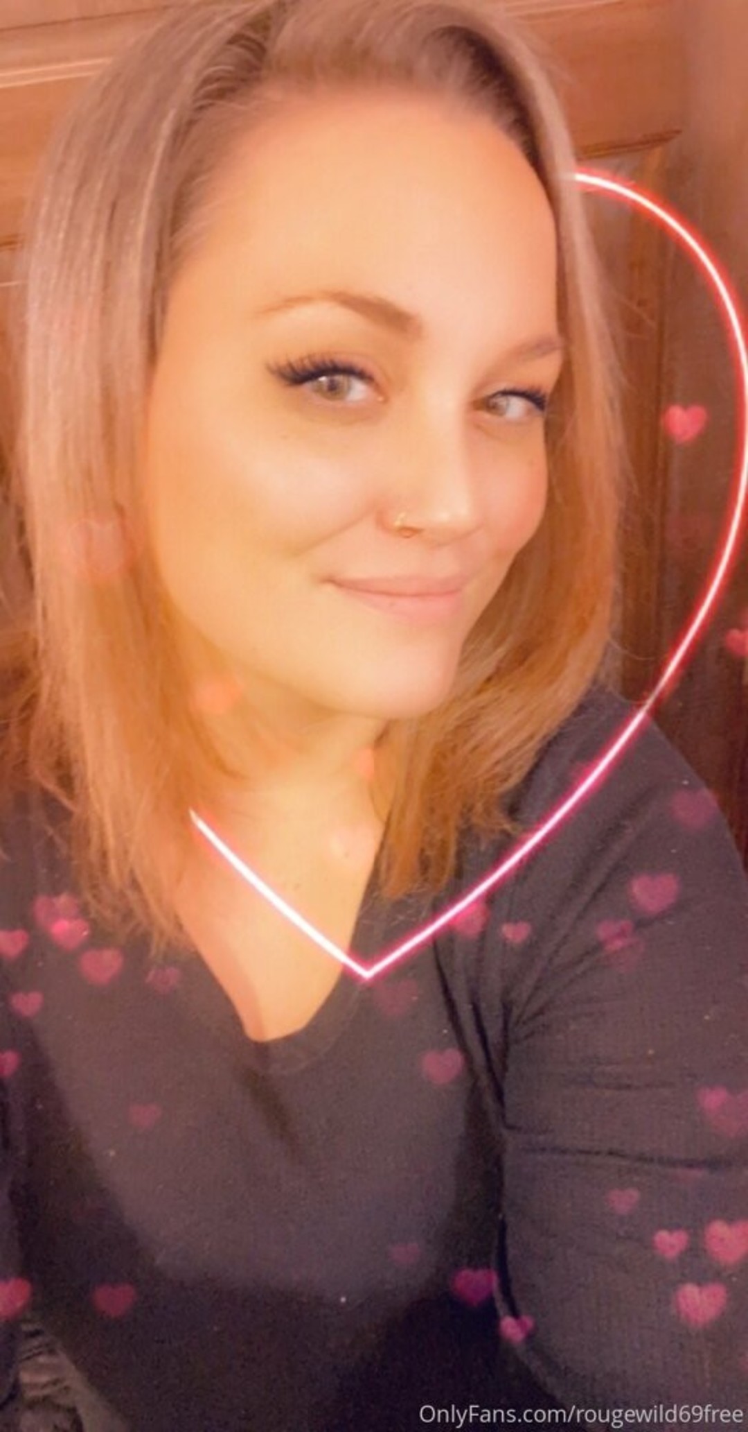 Foto desnuda filtrada de OnlyFans de Rougewild69free #6 Foto desnuda filtrada de OnlyFans de Rougewild69free #6