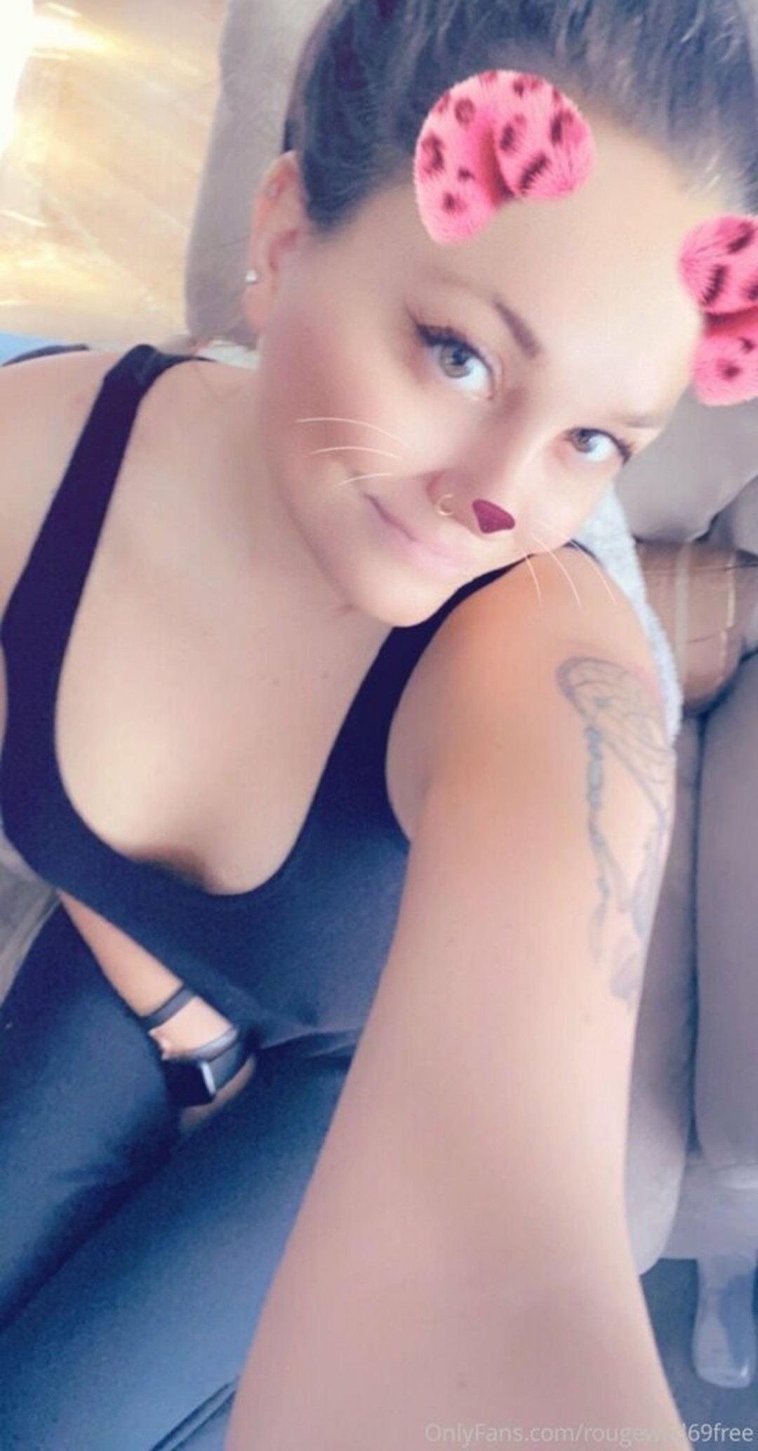 Foto desnuda filtrada de OnlyFans de Rougewild69free #7 Foto desnuda filtrada de OnlyFans de Rougewild69free #7