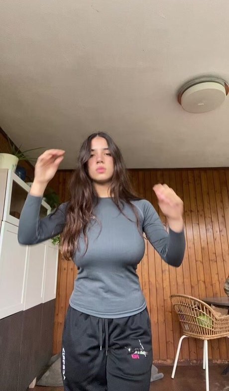 Foto desnuda filtrada de OnlyFans de Jarita