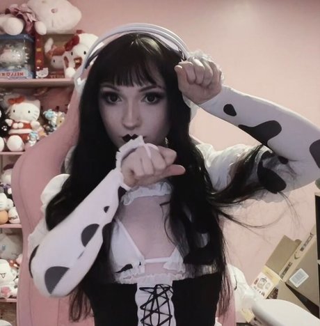 Foto desnuda filtrada de OnlyFans de Treenetee