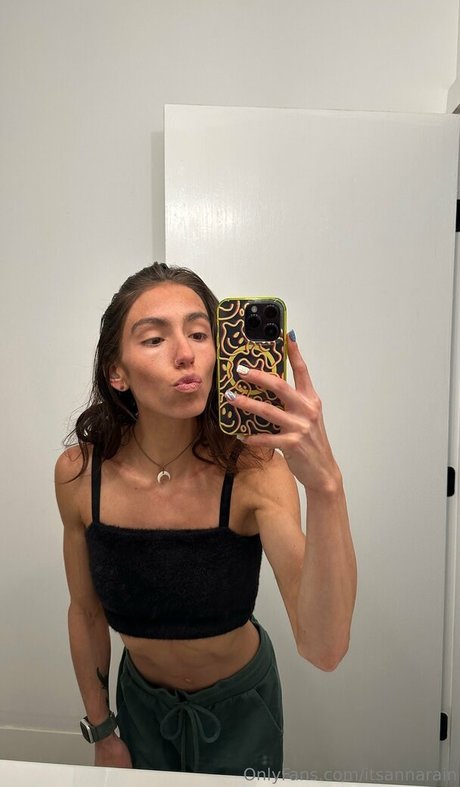 Foto desnuda filtrada de OnlyFans de Itsannarain