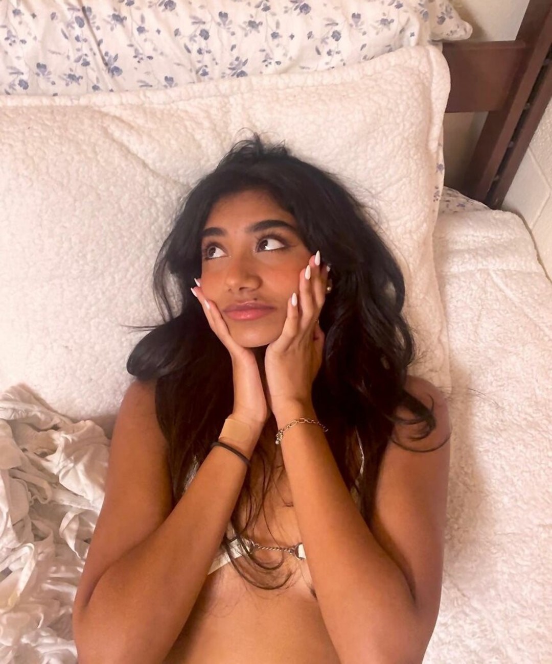 Foto desnuda filtrada de OnlyFans de Maya Mayanalluri #8 Foto desnuda filtrada de OnlyFans de Maya Mayanalluri #8