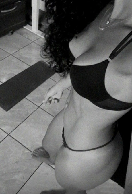 Foto desnuda filtrada de OnlyFans de Island Goddess