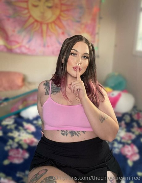 Foto desnuda filtrada de OnlyFans de Thechloecreamfree