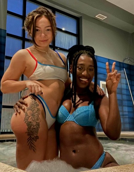 Foto desnuda filtrada de OnlyFans de Queen Aminata