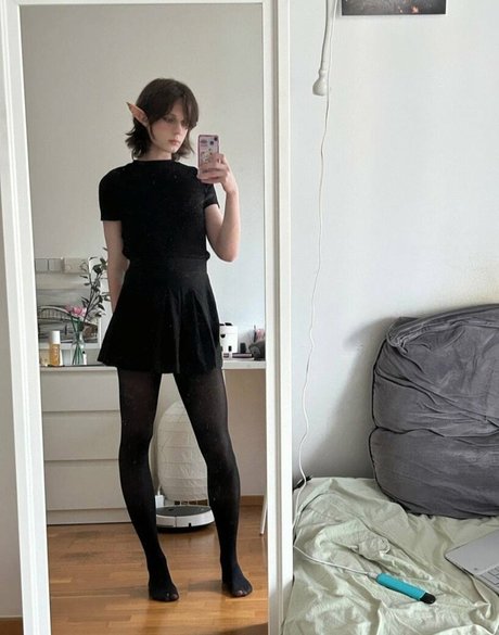 Foto desnuda filtrada de OnlyFans de Jaksematedina