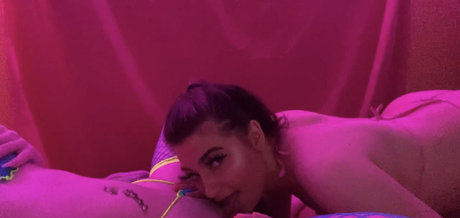 Foto desnuda filtrada de OnlyFans de Kenziemarkxo