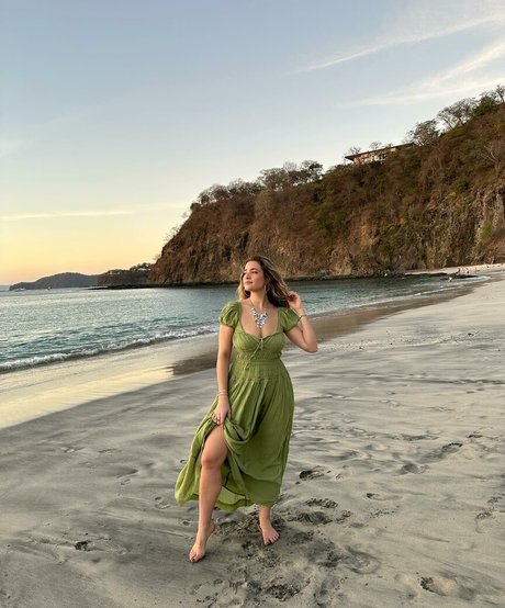 Foto desnuda filtrada de OnlyFans de Logan Rae Hill