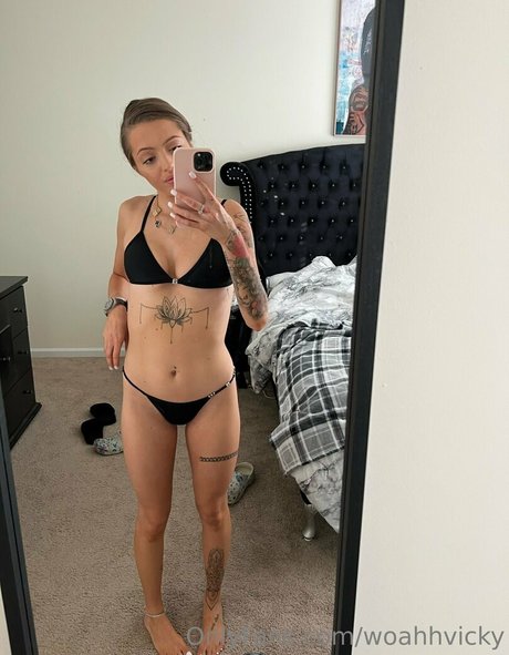 Foto desnuda filtrada de OnlyFans de Woah Vicky