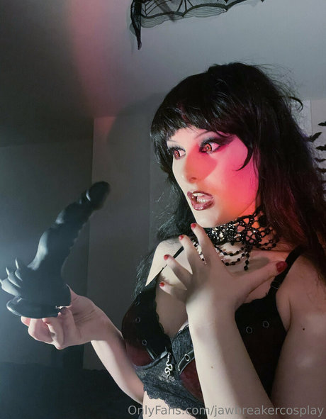 Jawbreaker Cosplay