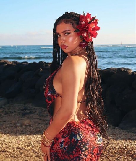 Foto desnuda filtrada de OnlyFans de Asia Monet Ray