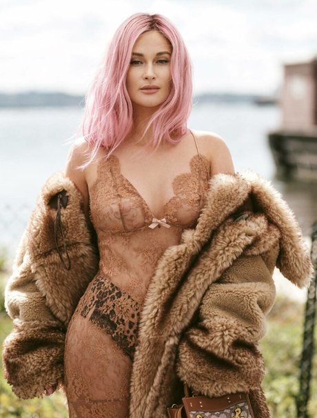 Foto desnuda filtrada de OnlyFans de Kacey Musgraves
