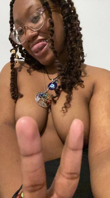 Foto desnuda filtrada de OnlyFans de Blaxkbunny