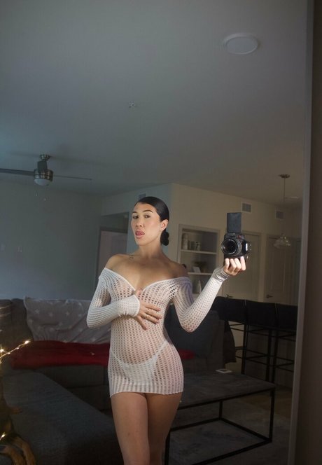 Foto desnuda filtrada de OnlyFans de Thesophiakelly