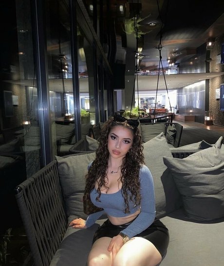 Curvy Goddesses