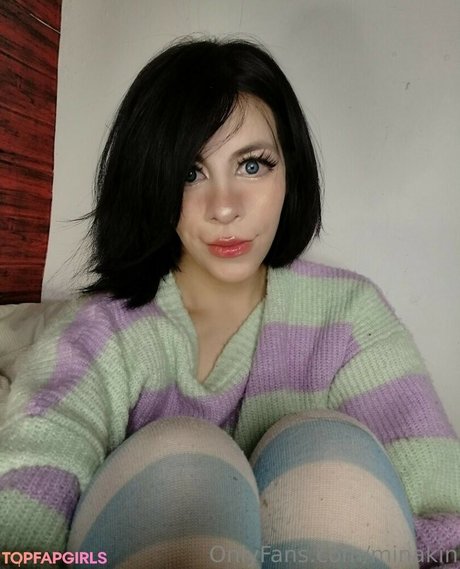 Foto desnuda filtrada de OnlyFans de Minalewd