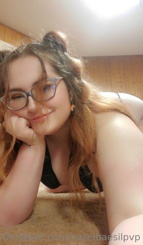 Foto desnuda filtrada de OnlyFans de Hazelbaesilpvp