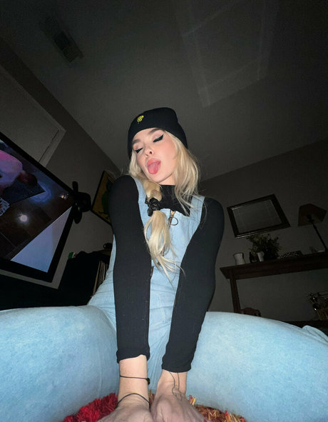 Snowyserenasummers